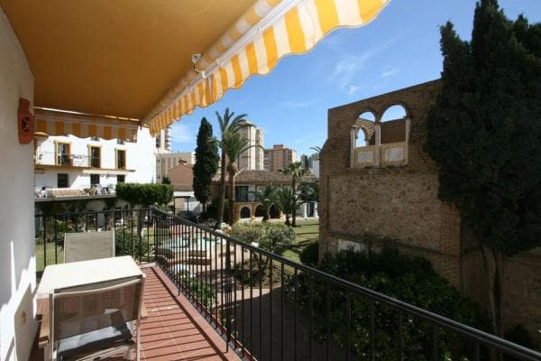 Piso en venta en Calle Maestra Ángeles Aspiazu, Fuengirola
thumbnail 2