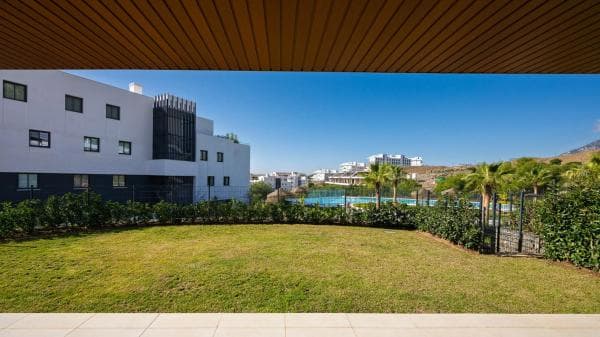 Apartment for sale in Avenida 8 de Marzo, 4, Fuengirola thumbnail 2