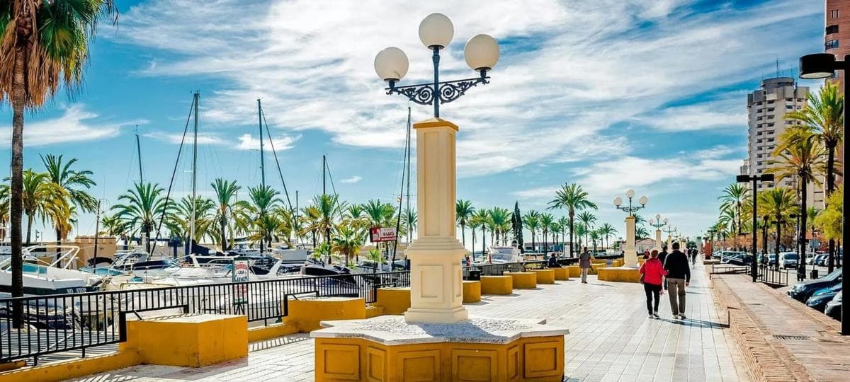 Sale of apartment in CL ANTONIO SEDEÑO CANTOS, 1, Fuengirola
photo 5