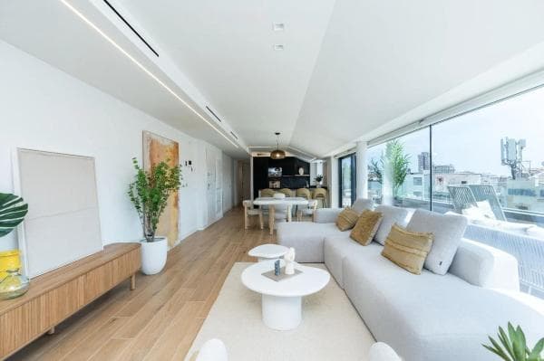 Apartment for sale in Avenida Condes de San Isidro, Fuengirola photo 1