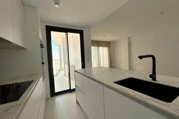 Apartment for sale in Avenida Fuengirola, 10, Fuengirola thumbnail 2