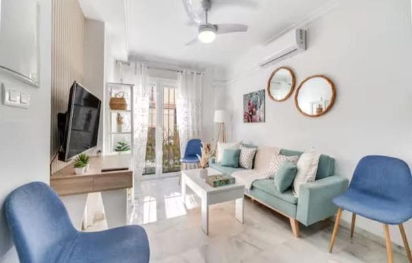 Apartment for sale in Zona Puerto Deportivo, Fuengirola photo 1