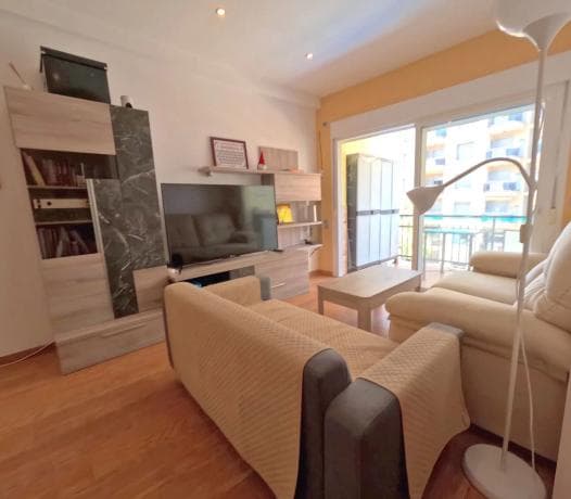 Piso en venta en Calle Virgen del Rocío, 1, Fuengirola
thumbnail 2