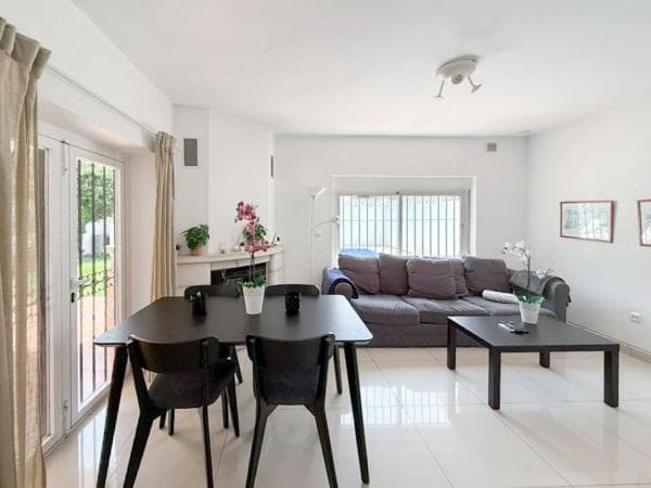 Chalet independiente en venta en Los Boliches, Fuengirola
thumbnail 1