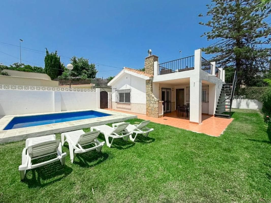 Venta de chalet independiente en Los Boliches, Fuengirola
photo 3