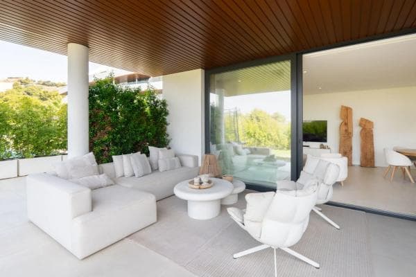 Apartment for sale in El Higuerón, Fuengirola thumbnail 2