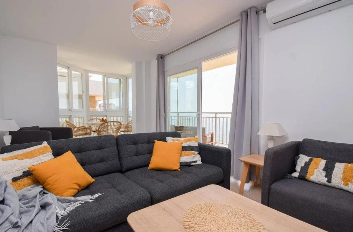 Sale of apartment in Calle Ricardo Zamora, 108, Fuengirola
photo 4