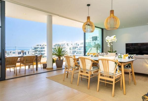 Apartment for sale in Avenida 8 de Marzo, Fuengirola photo 1