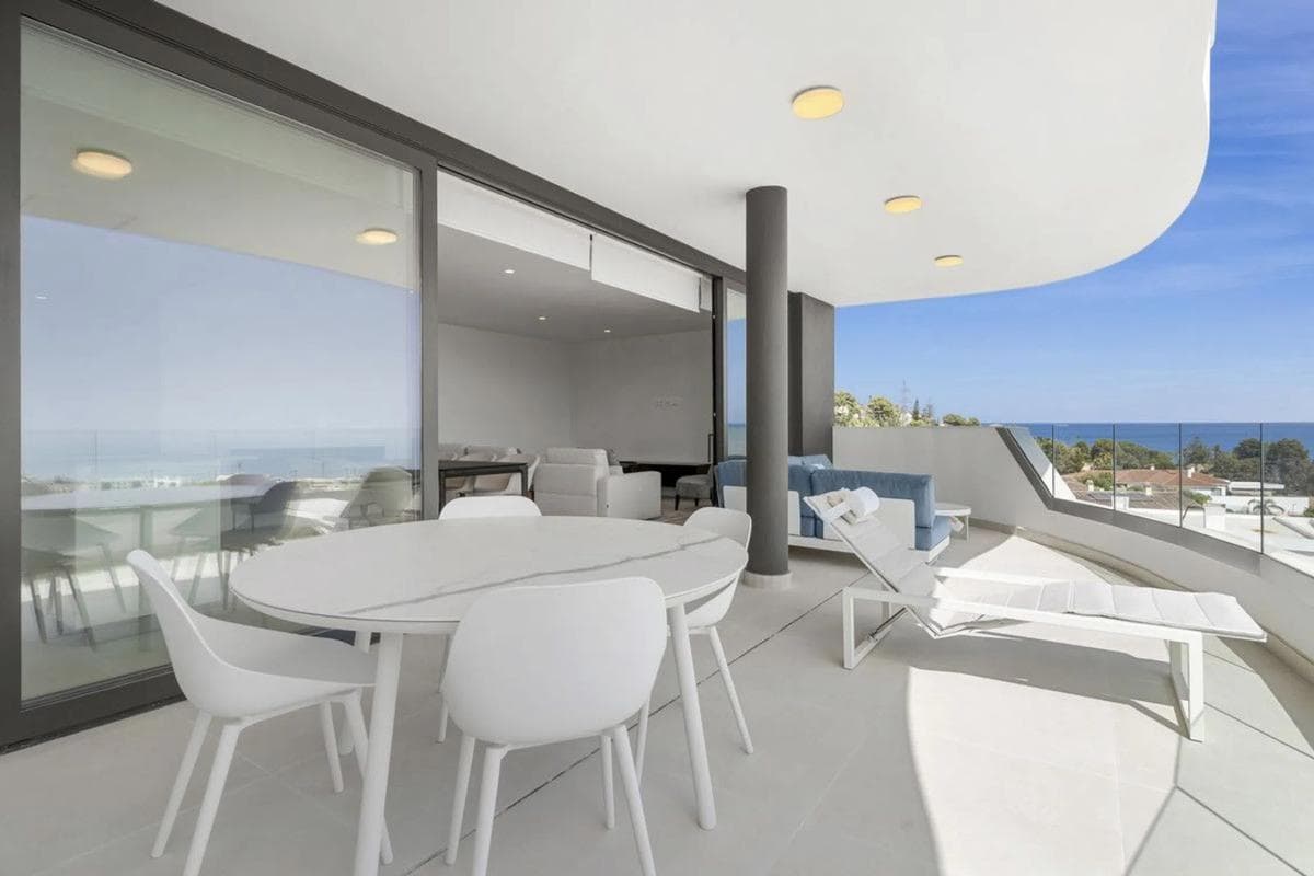 Sale of apartment in El Higuerón, Fuengirola
photo 2