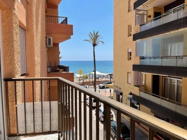 Apartment for sale in Zona Puerto Deportivo, Fuengirola photo 1