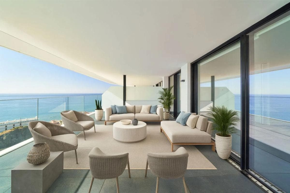 Sale of apartment in Calle Alba Carat, Fuengirola
photo 3