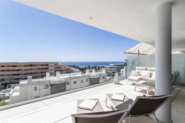 Apartment for sale in Calle Paula, Fuengirola photo 1