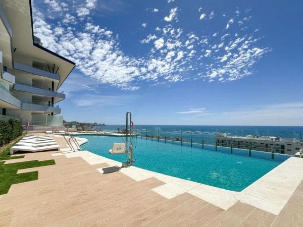 Piso en venta en Calle Begoña, Fuengirola
thumbnail 2