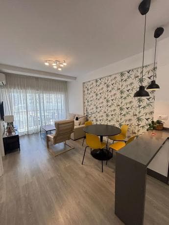 Apartment for sale in Paseo Marítimo Rey de España, Fuengirola thumbnail 2