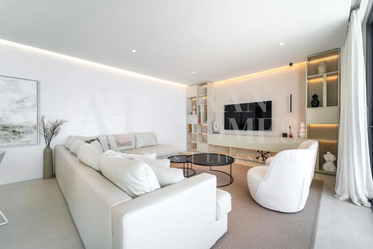 Venta de piso en AV 8 DE MARZO, Fuengirola
photo 3