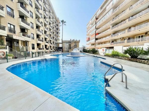 Piso en venta en Paseo Marítimo Rey de España, Fuengirola
photo 1
