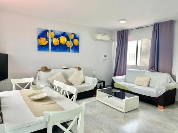 Piso en venta en Calle Bambú, Fuengirola
photo 1