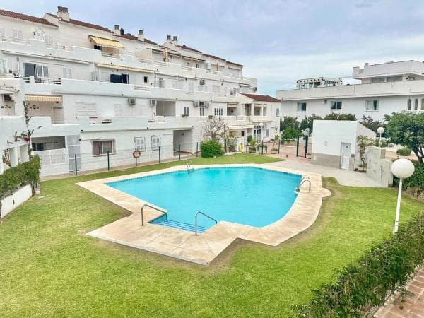 Piso en venta en Calle Bambú, Fuengirola
photo 1