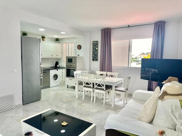 Piso en venta en Calle Bambú, Fuengirola
thumbnail 2