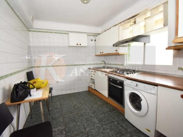 Chalet adosado en venta en Los Boliches , Fuengirola thumbnail 2