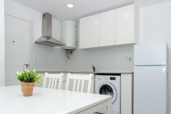 Piso en venta en Zona Puerto Deportivo, Fuengirola
thumbnail 2