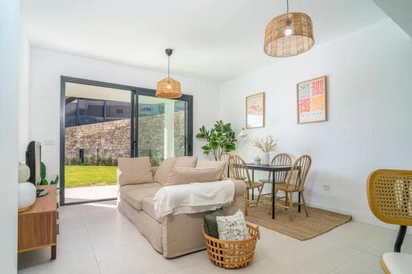 Piso en venta en Calle Leticia, Fuengirola
thumbnail 1