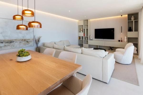 Piso en venta en Avenida 8 de Marzo, 4, Fuengirola
photo 1