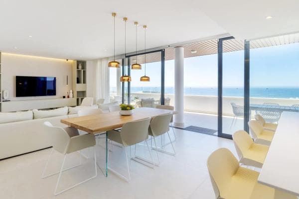 Piso en venta en Avenida 8 de Marzo, 4, Fuengirola
thumbnail 2