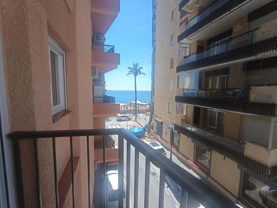 Venta de piso en Zona Puerto Deportivo, Fuengirola
photo 2