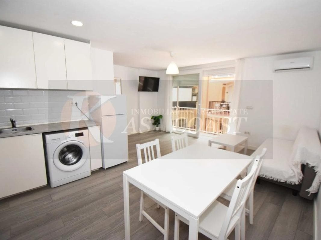 Venta de piso en Zona Puerto Deportivo, Fuengirola
photo 2