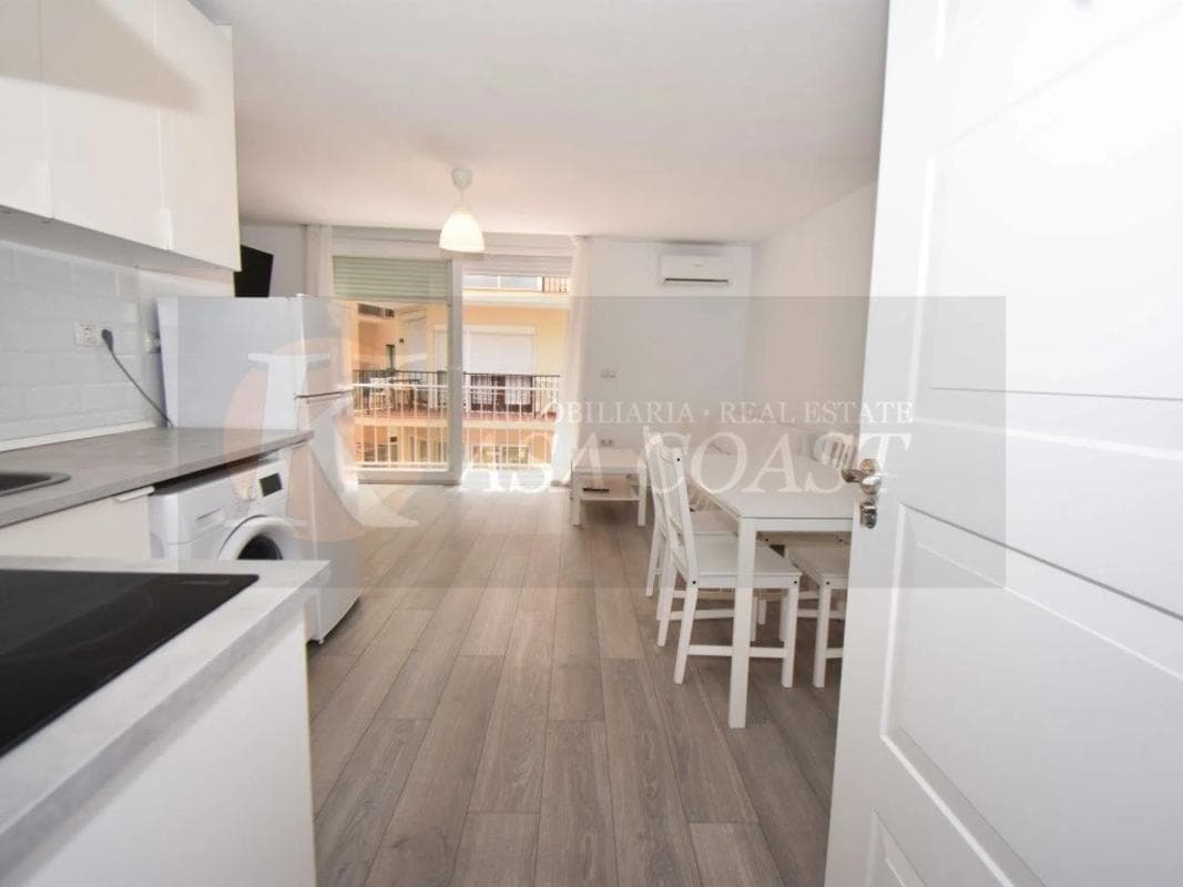 Venta de piso en Zona Puerto Deportivo, Fuengirola
photo 3