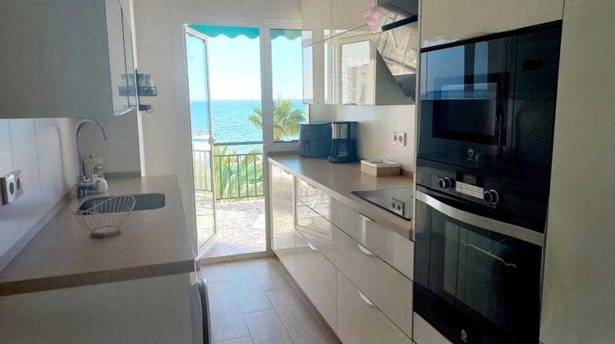 Venta de piso en Paseo Marítimo Rey de España, 131, Fuengirola
photo 3