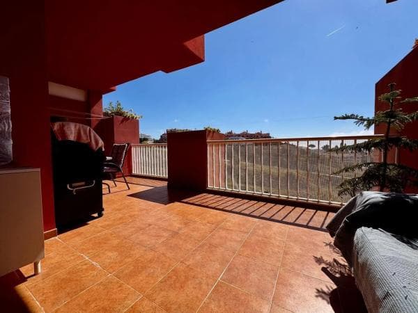 Piso en venta en Los Pacos, Fuengirola
thumbnail 1