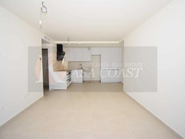 Apartment for sale in Zona Puerto Deportivo, Fuengirola photo 1
