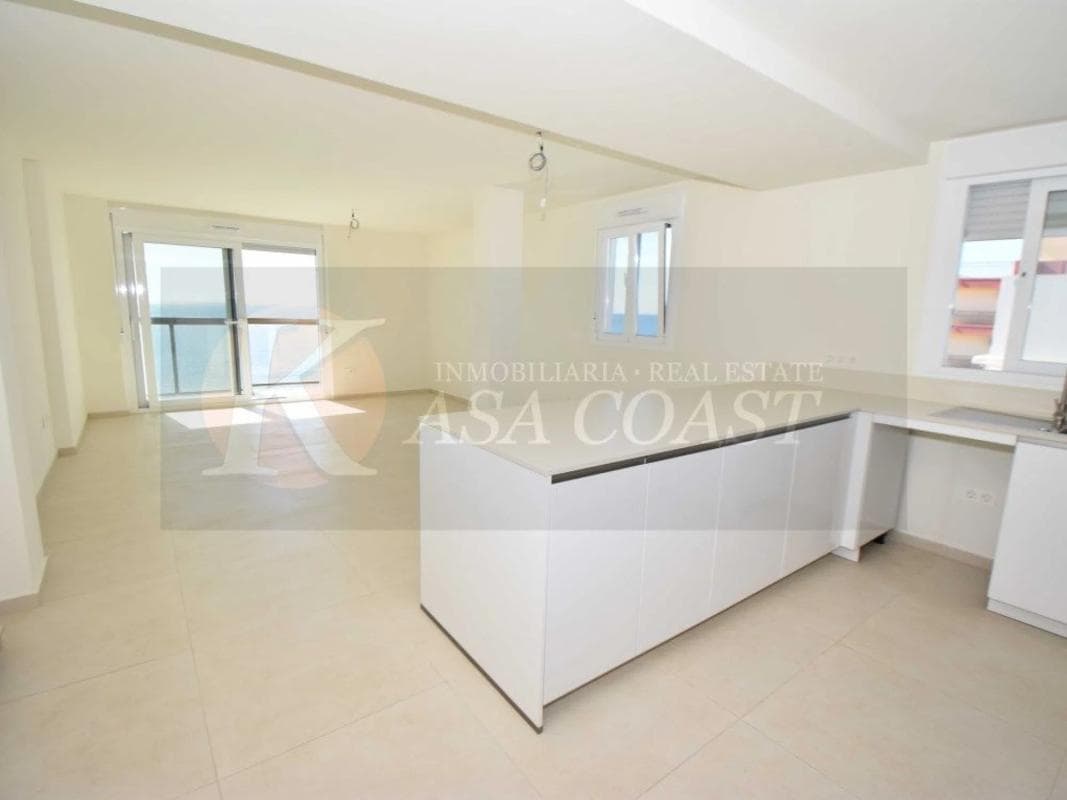 Venta de piso en Zona Puerto Deportivo, Fuengirola
photo 2