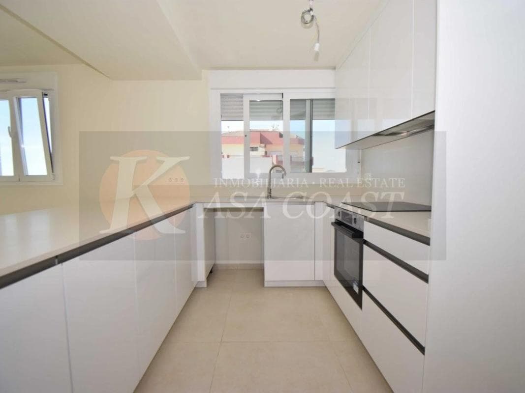 Venta de piso en Zona Puerto Deportivo, Fuengirola
photo 5