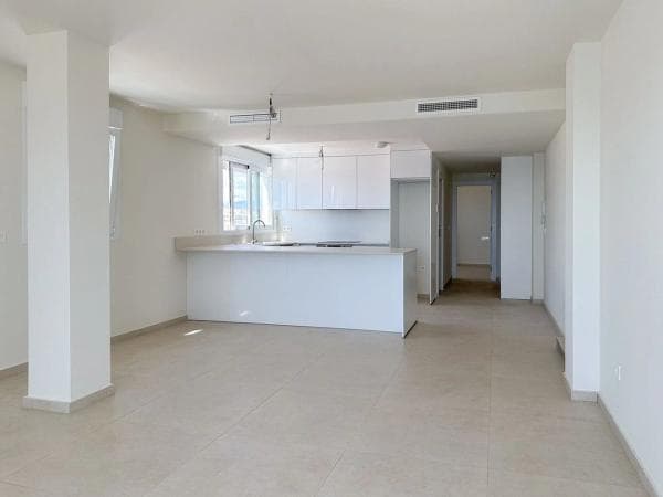 Apartment for sale in Calle San Francisco, Fuengirola thumbnail 2
