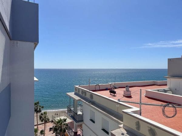 Apartment for sale in Calle San Francisco, Fuengirola thumbnail 2