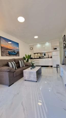 Sale of flat in Paseo Marítimo Rey de España, 41 D, Fuengirola
photo 1