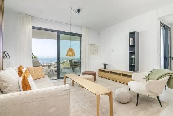 Piso en venta en Avenida 8 de Marzo, 21, Fuengirola
thumbnail 1