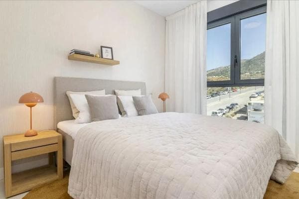 Piso en venta en Avenida 8 de Marzo, 21, Fuengirola
thumbnail 2