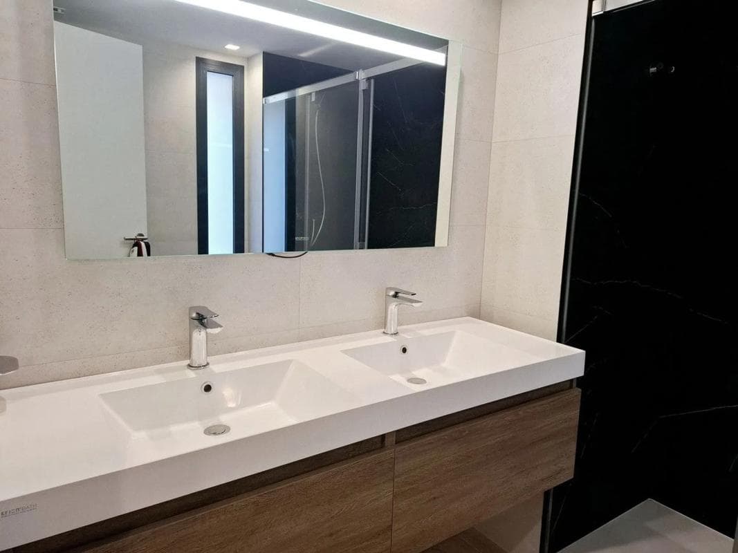 Venta de piso en Avenida Avenue Condes de San Isidro s/n, Fuengirola
photo 2