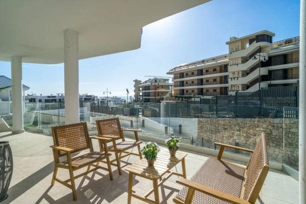 Piso en venta en Calle Golondrinas, Fuengirola
thumbnail 1
