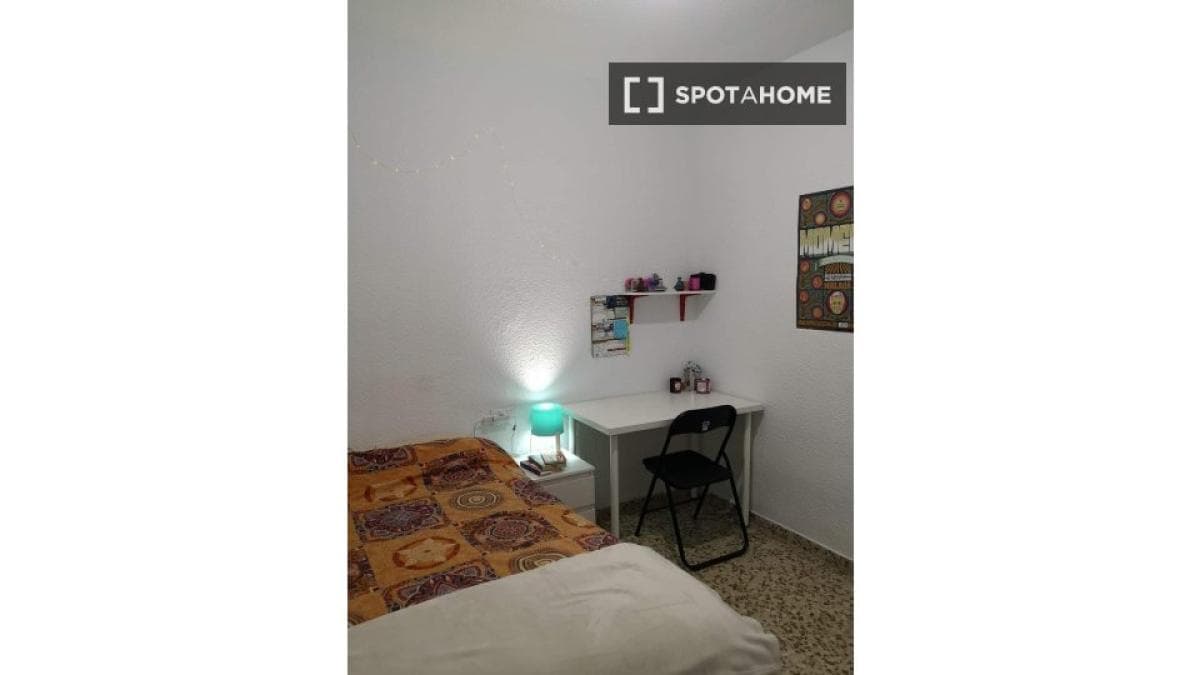 Propiedades en venta y alquiler en España photo 2