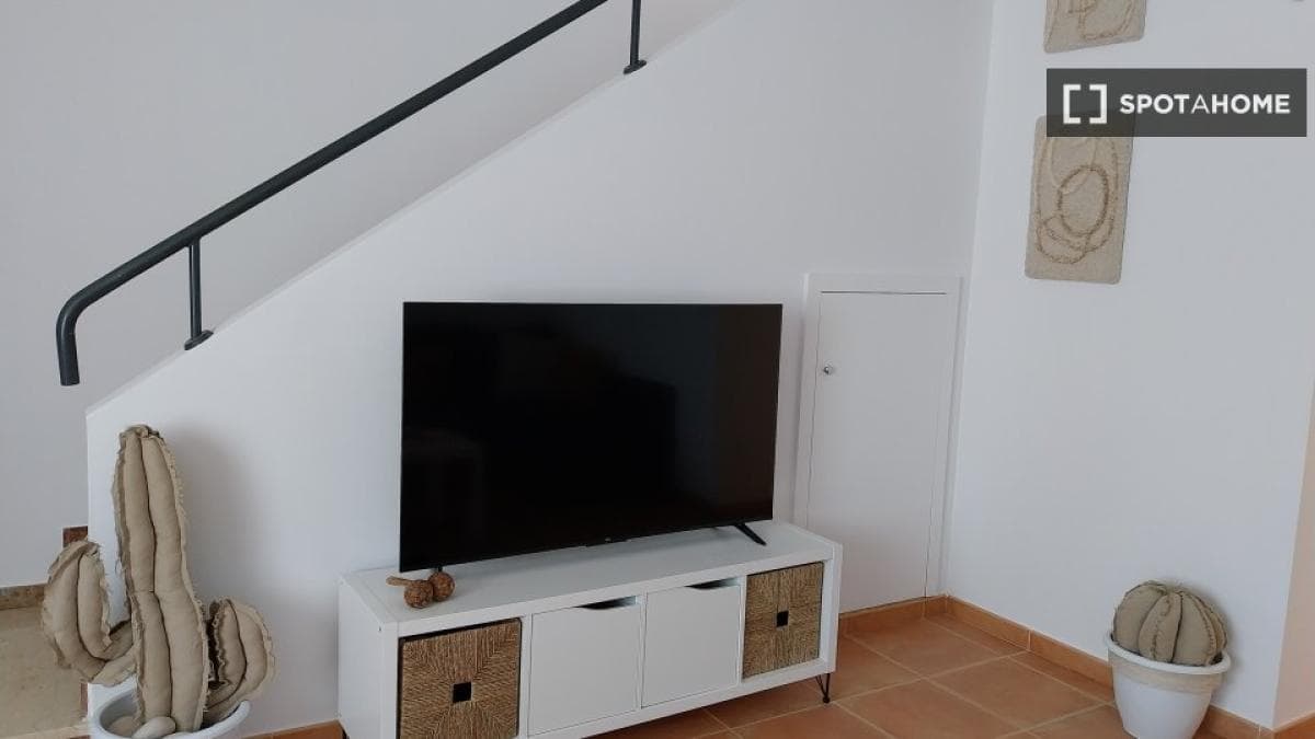 Properties for sale and rent in Spain photo 4