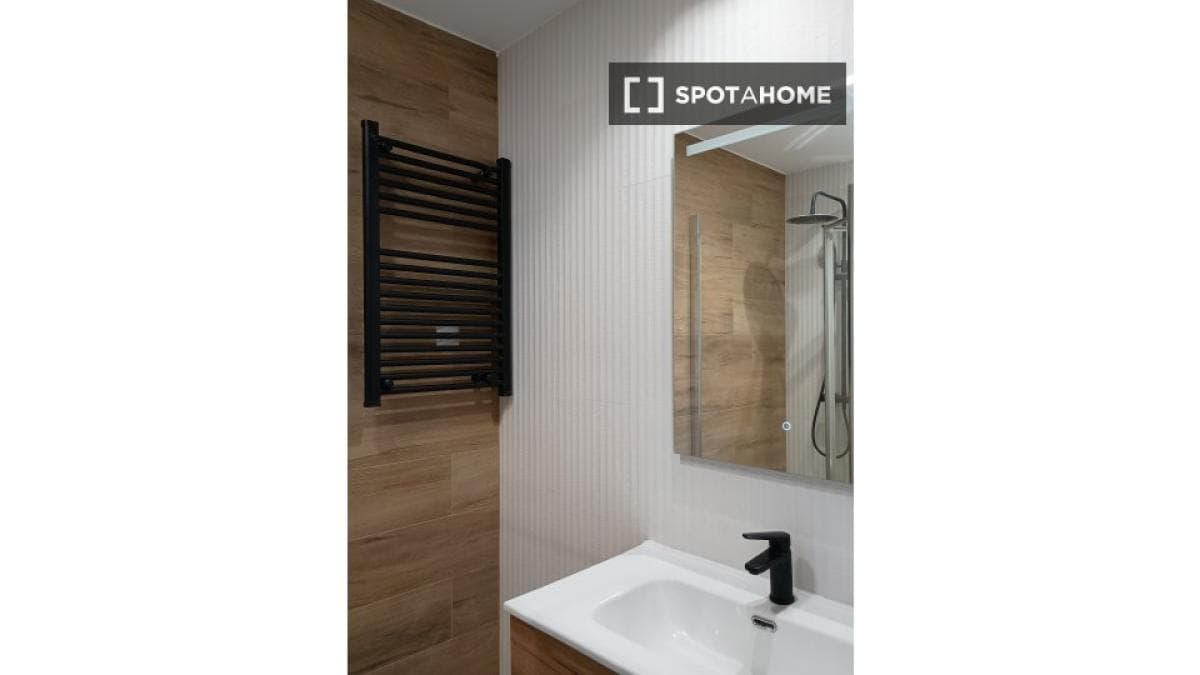 Properties for sale and rent in Spain photo 2