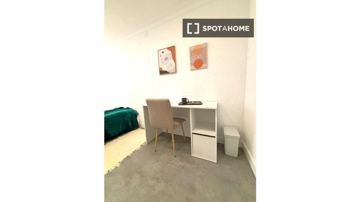 Properties for sale and rent in Spain photo 5