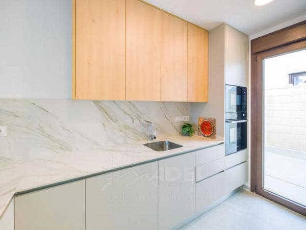 Четырехквартирный дом на продажу на Calle Mandarino , Ориуэла photo 1