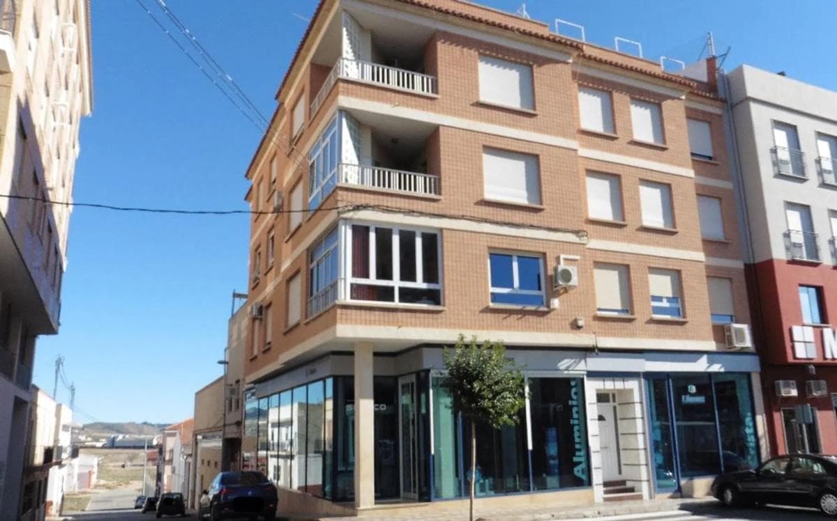 Venta de piso en Avenida de Yecla, Jumilla
photo 2
