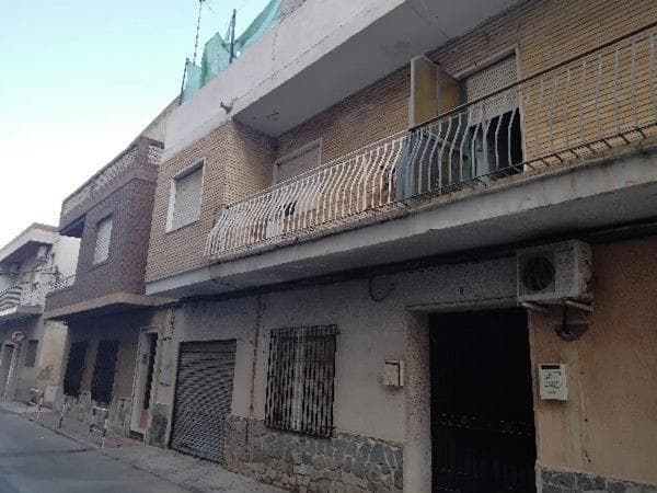 Venta de piso en Calle Romero, Murcia
photo 1